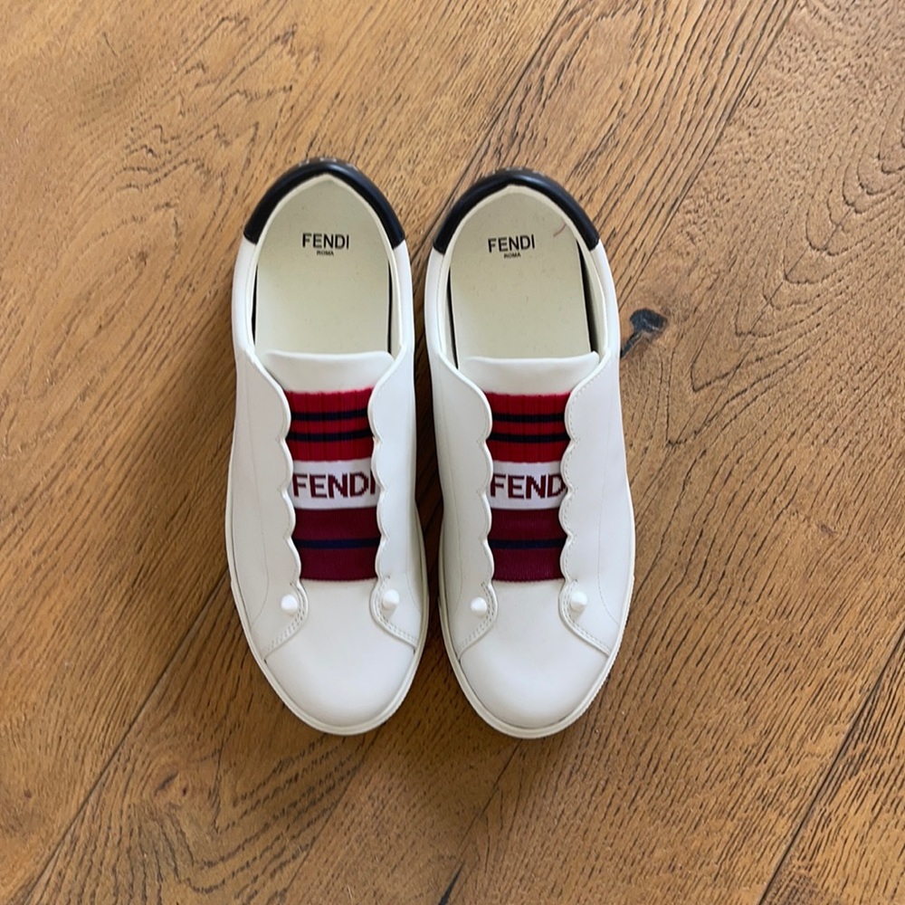 White Leather with Logo Knit Rockoko Scallop Detail Slip On